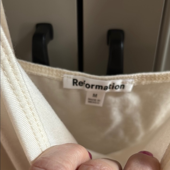 Reformation square neck tank top sz medium - Picture 2 of 4